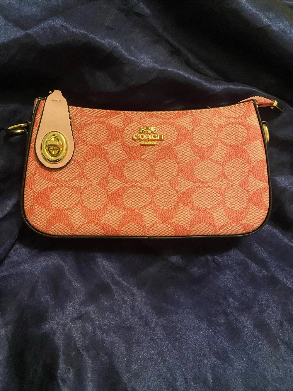 Coach 100% authentic